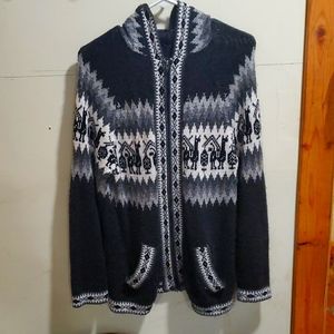 Alpaca knit sweater